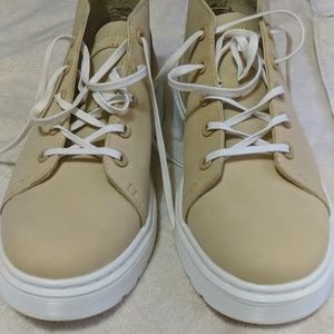 Dr Martens Baynes Sage 42 9/10